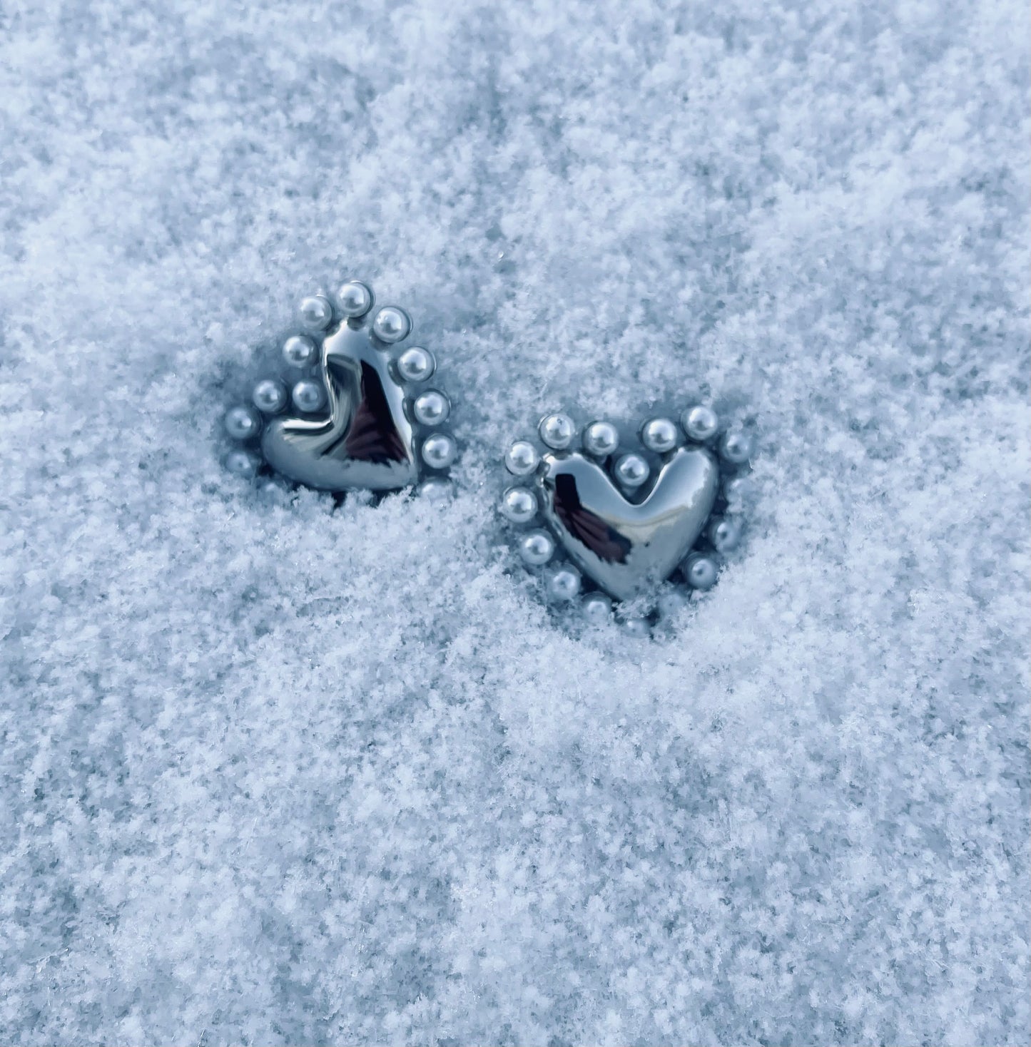 Pearly heart silver earings