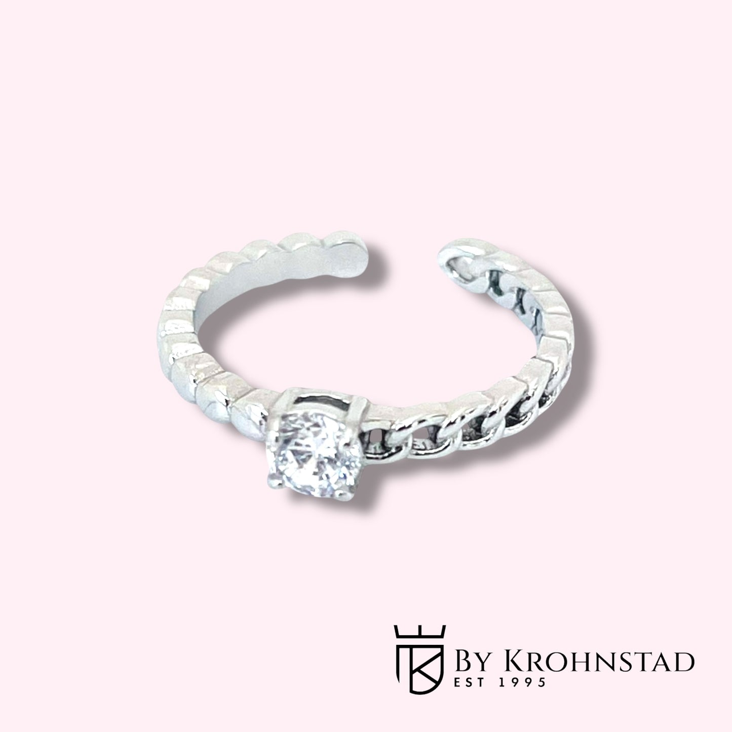 The Mia ring