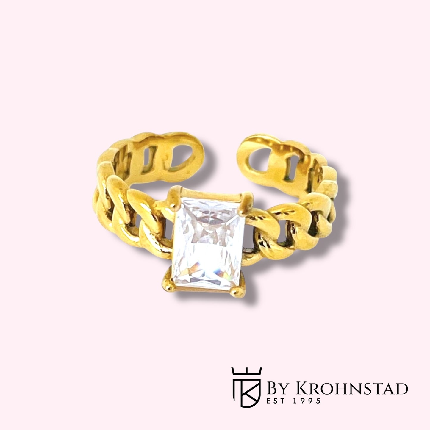 The Erika ring white