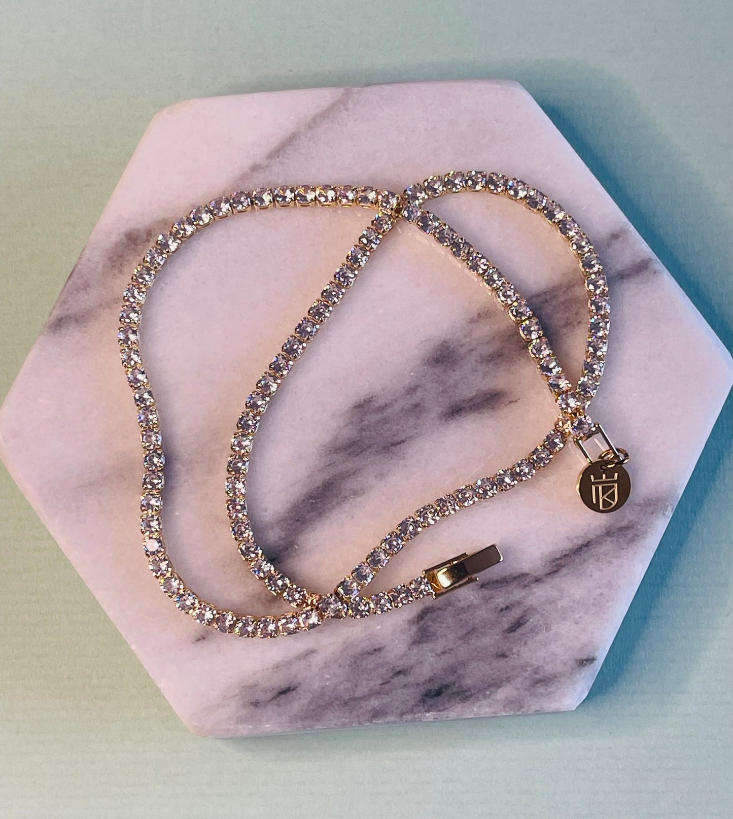 Classic tennis Choker