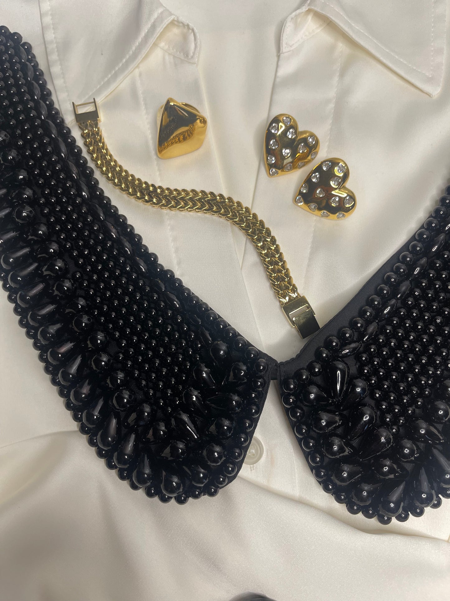 Black pearl collar large