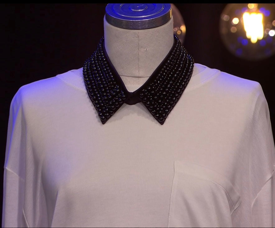 Black pearl collar