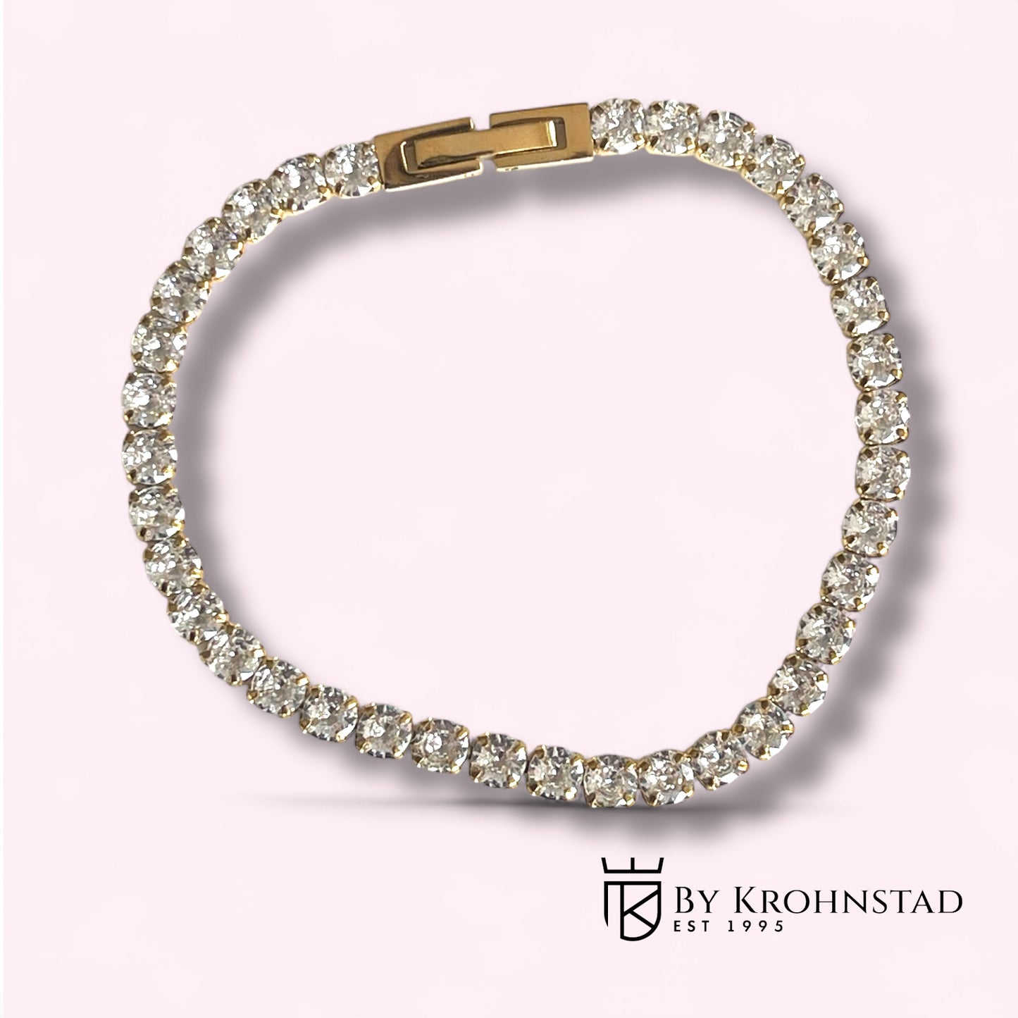 Classic tennis bracelet