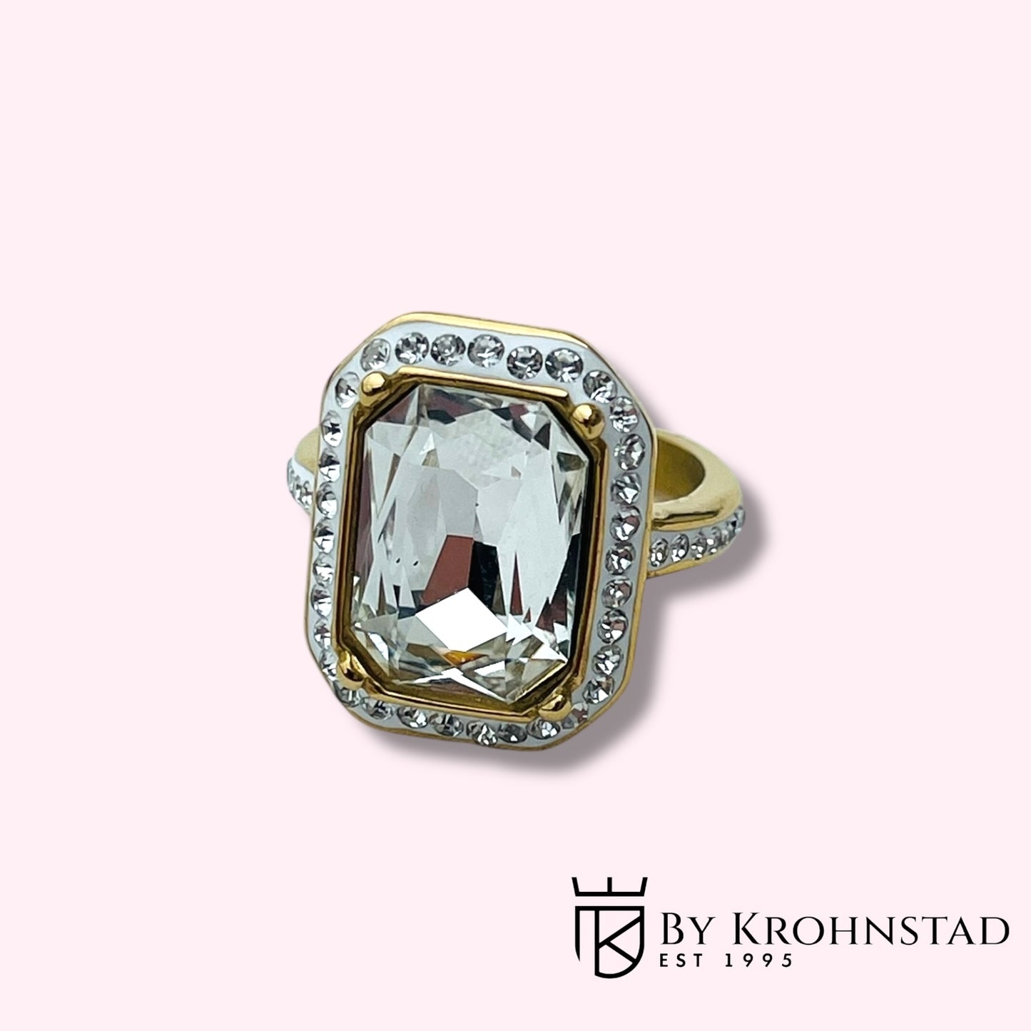Diana cocktail ring white