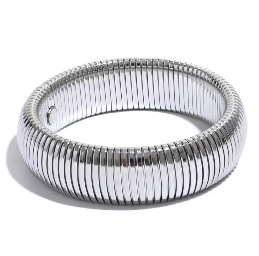 Elastic silver bangle