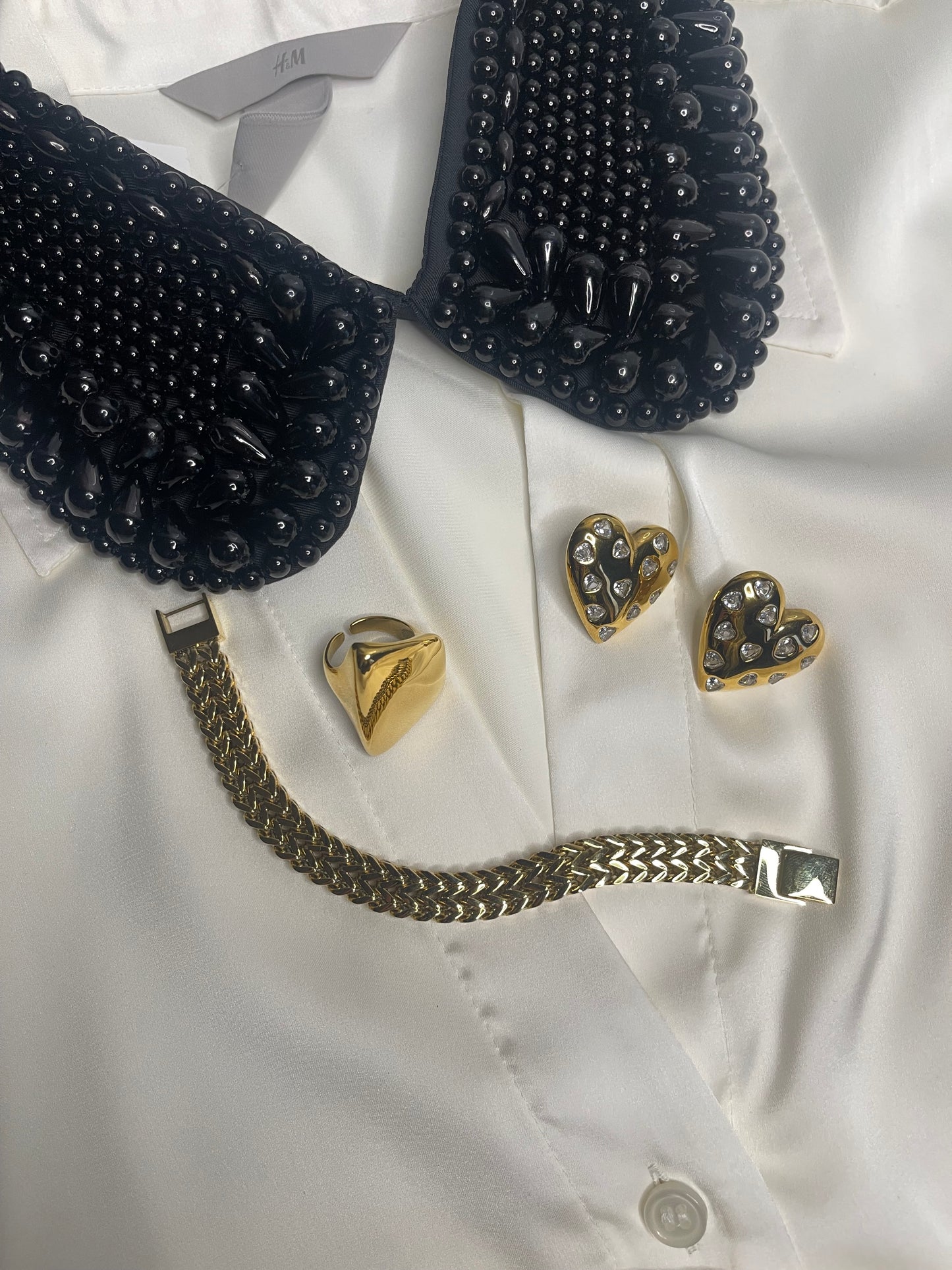 Black pearl collar large