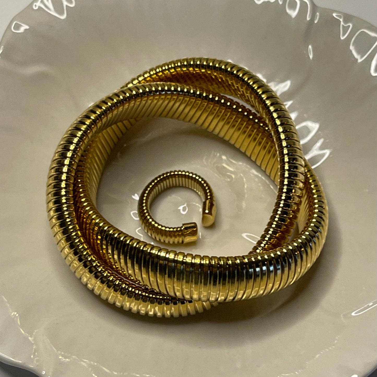 Elastic gold