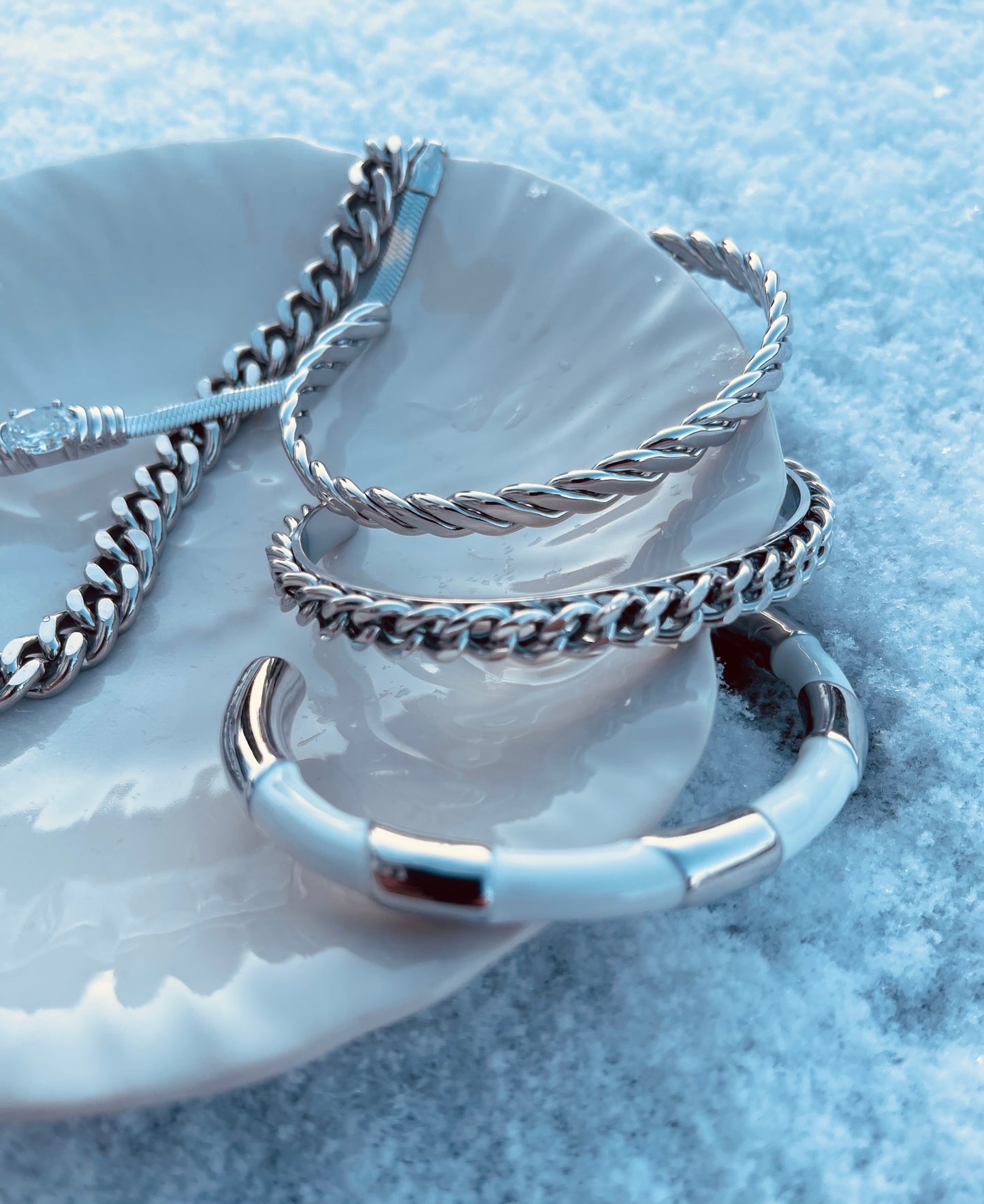 Chain silver cuff
