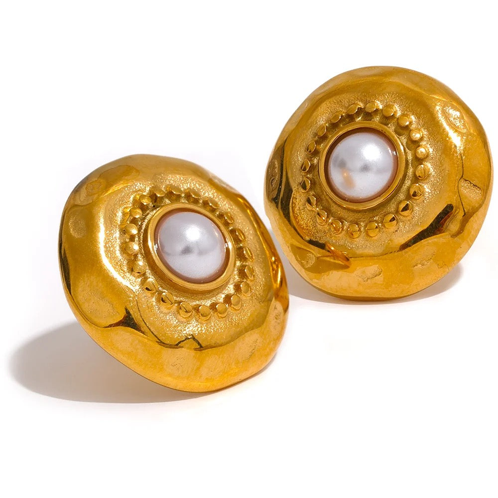 Stunning pearl earings