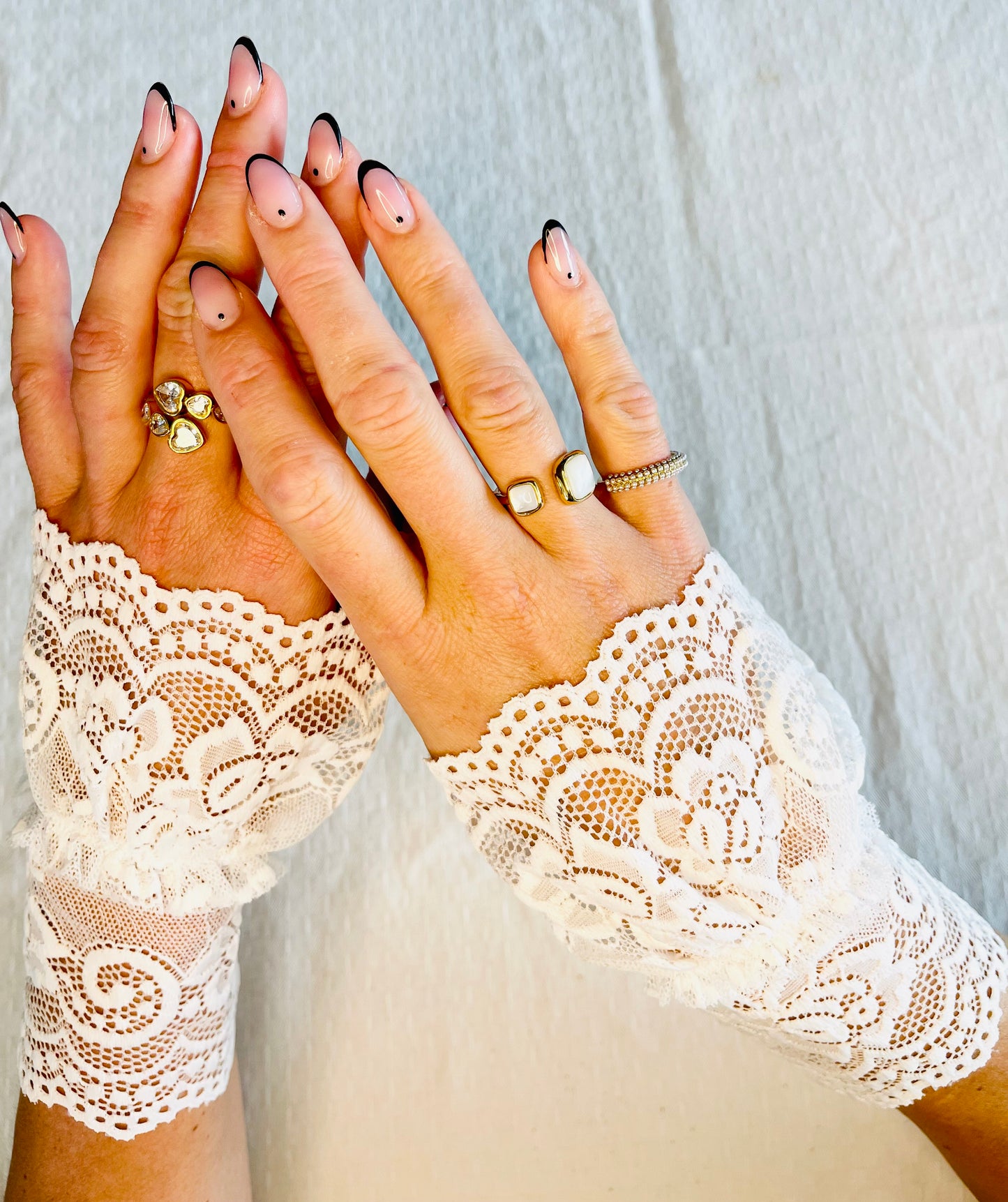 White lace wrist cuff