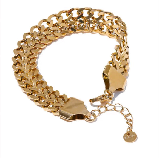 Double chain bracelet