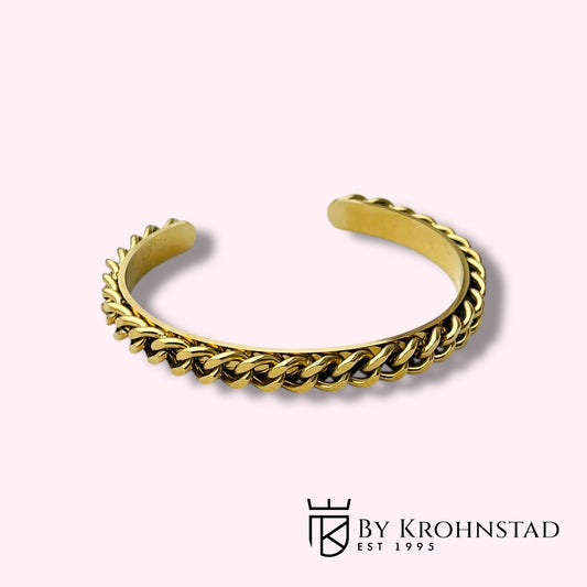 Chain cuff
