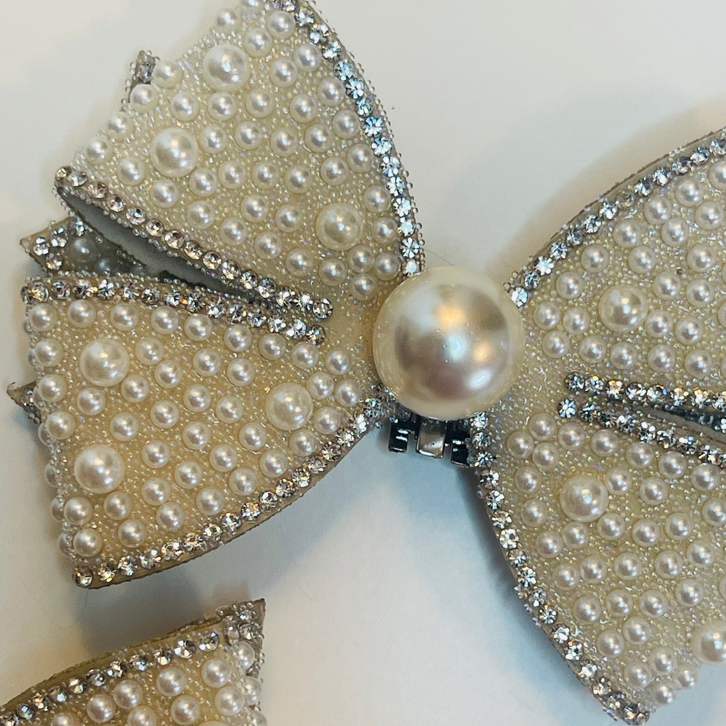 Statement Pearl Shoe Clip