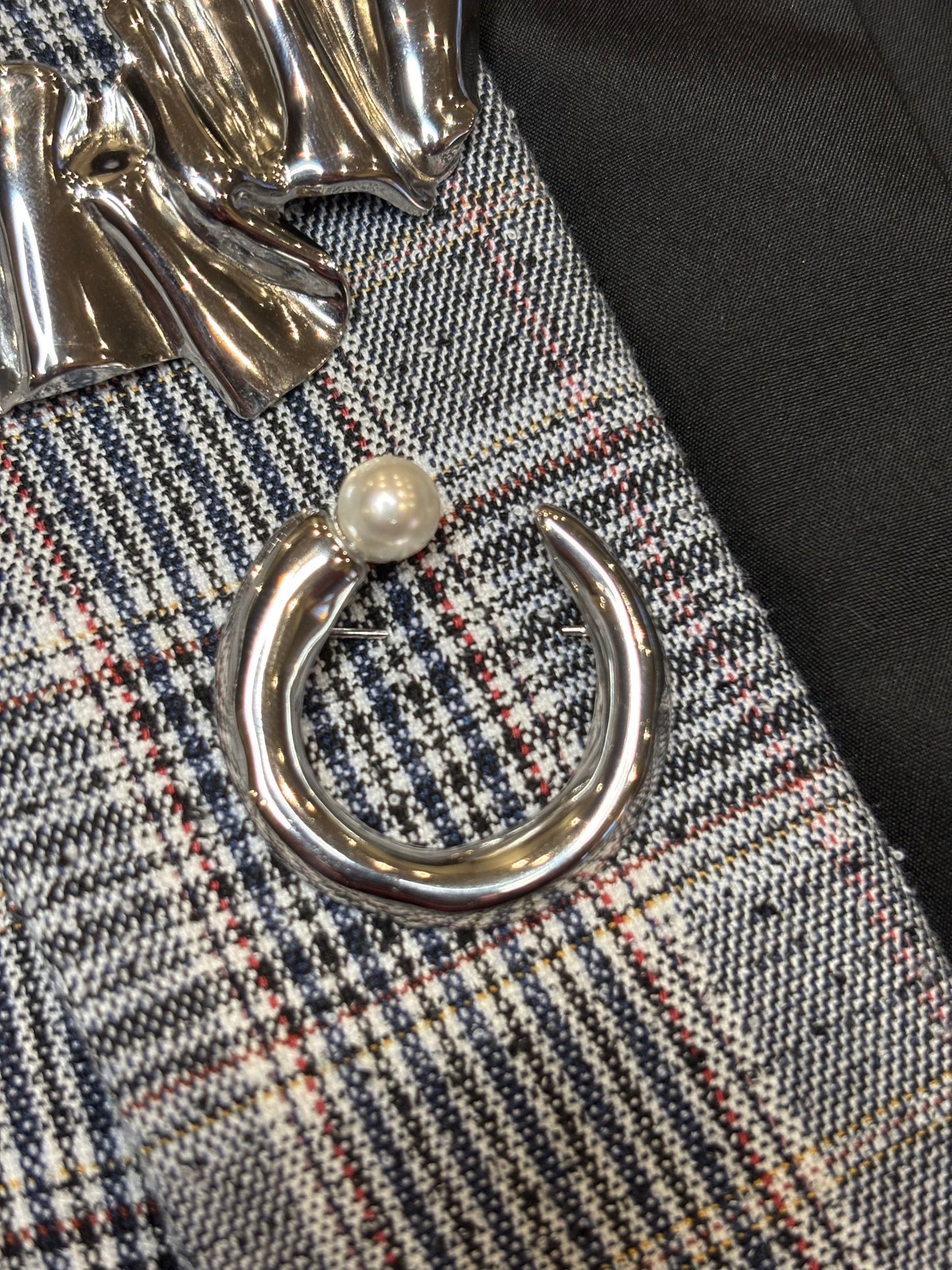 Silver pearl  brooch