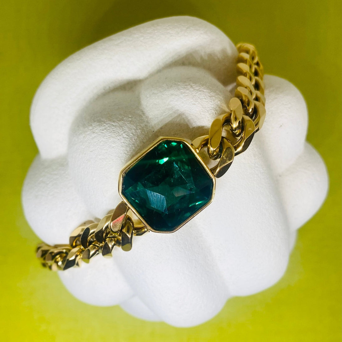 Emerald chain bracelet