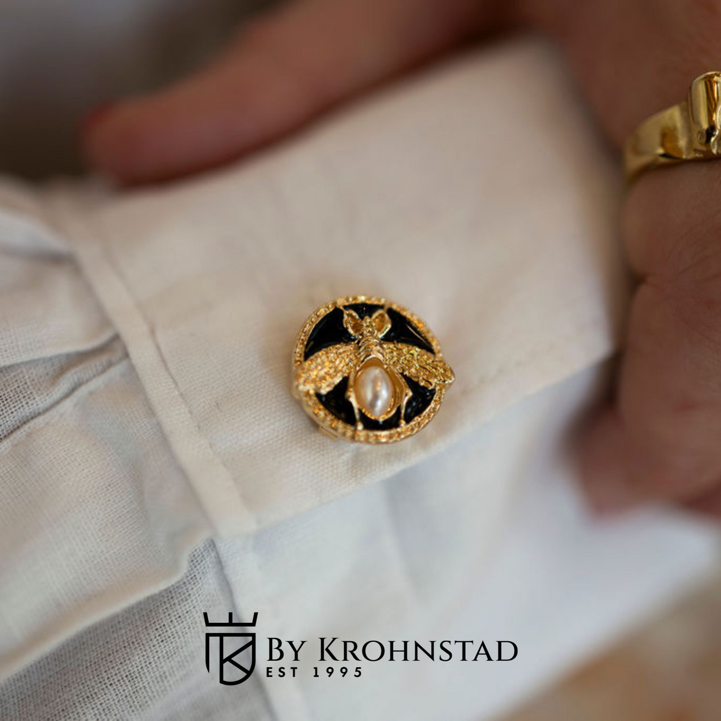 Queen bee button covers