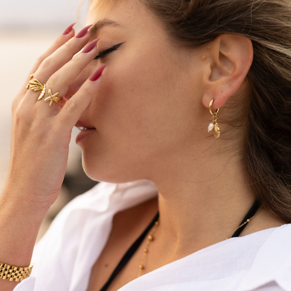 Shell Pearl Hoops gold